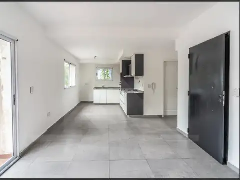 Depto Tipo Casa 3 ambientes con 1 baño