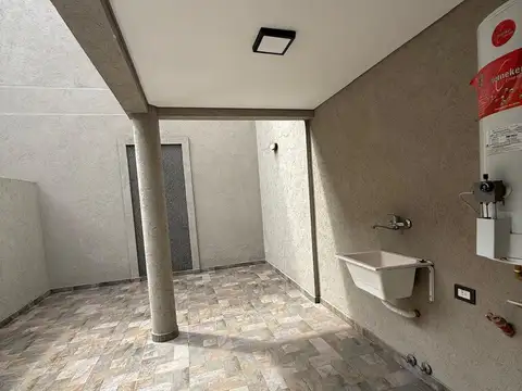 Departamento de 2 Ambientes en PB a estrenar con Patio y Lavadero