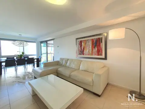 Departamento en Alquiler Temporal en Playa Mansa, USD 9.000