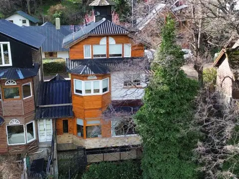 Casa en venta c/ cochera en San Martin de los Andes