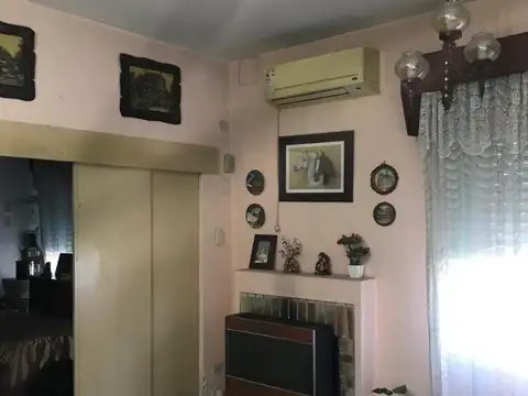 Casa en Venta en Castelar Sur, USD 100.000