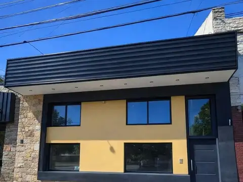 Oficinas en alquiler aptas profesional/ comercial 