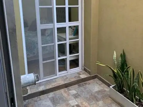 Depto Tipo Casa en Venta al Este