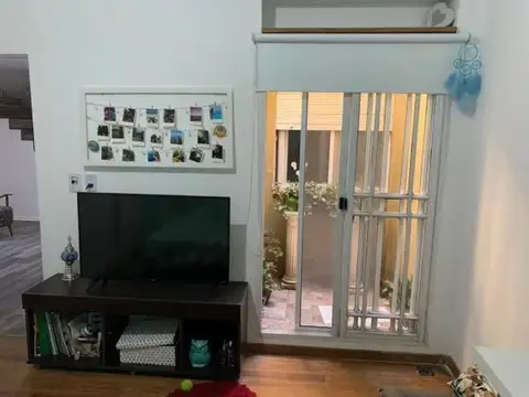 Depto Tipo Casa 4 ambientes con 1 baño