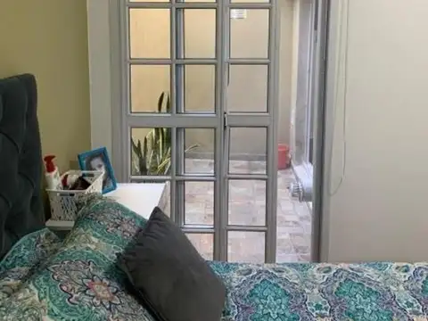 Depto Tipo Casa en Venta al Este