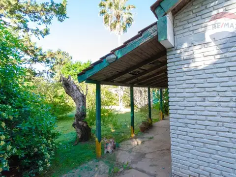 CASA QUINTA EN VENTA LA PLATA, EL RODEO CON PILETA