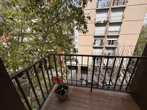 Falucho 2300, Piso 4