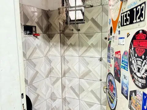 Local en Venta 50 años