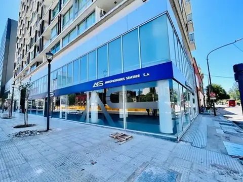 VENTA LOCAL COMERCIAL EN ESQUINA SAN TELMO