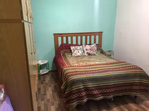 Casa en venta con parrillero en terraza