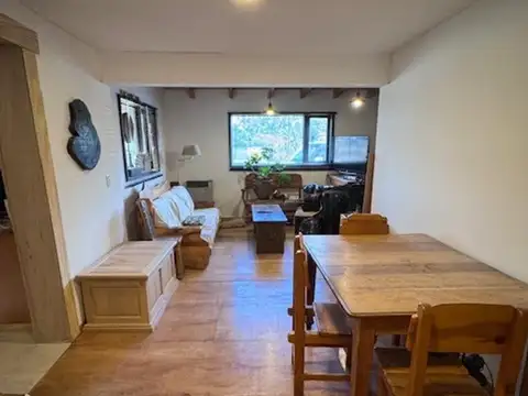 Depto Tipo Casa en Alquiler de 2 ambientes