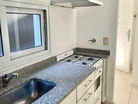 Departamento Monoamb Venta . Av Centenario 500 Usd.90.000. - San Isidro