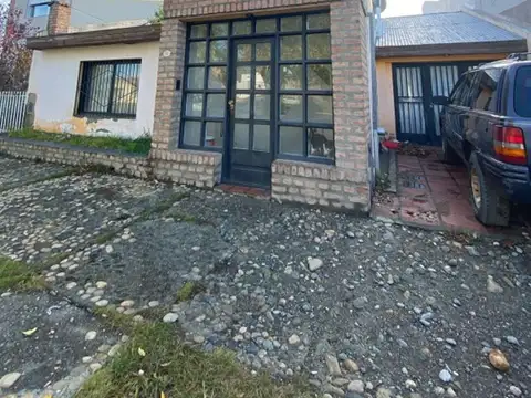 CASA EN VENTA - RIO GALLEGOS