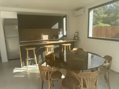 Casa de 2 plantas en Complejo Privado "Ecos de la Barra"