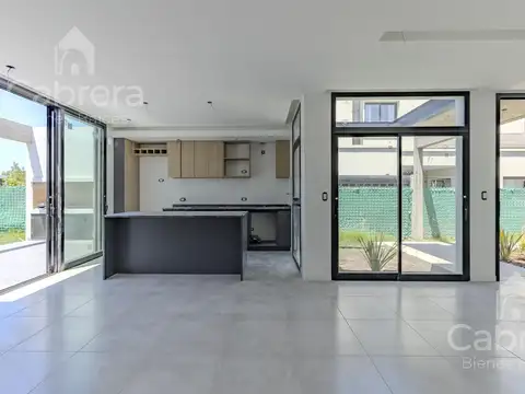 Venta de casa a estrenar de 3 dormitorios, en Gorina