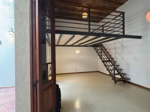 Depto Tipo Casa en Venta en Caballito, USD 95.000