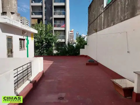 Depto Tipo Casa 4 ambientes con 2 baños