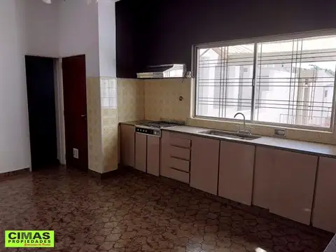 4 AMBIENTES EN CABALLITO CON BALCÓN Y TERRAZA