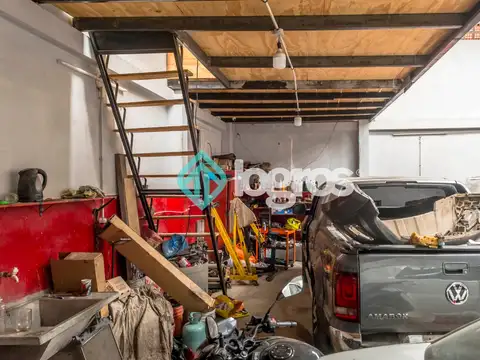 Casa en Venta con 1 cochera