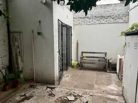 PH, en planta baja, 3 ambientes y patio