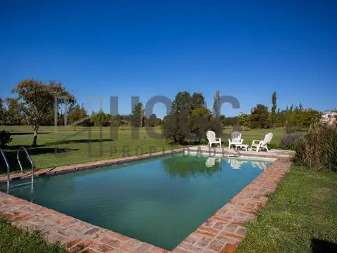 Casa San Antonio de Areco - galpón pileta 1ha