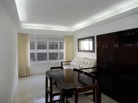 Venta 2 ambientes con dependencia,zona centro.