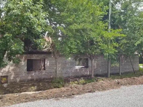 Casa 3 ambientes con 1 baño