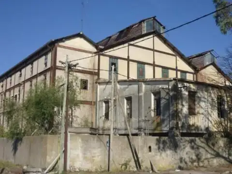 Galpon en Venta 93 años