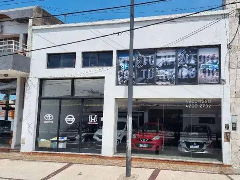 Fracción con salida a 2 calles sobre Avenida Calchaquí