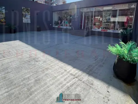 Local en Alquiler en Quilmes, USD 5.500