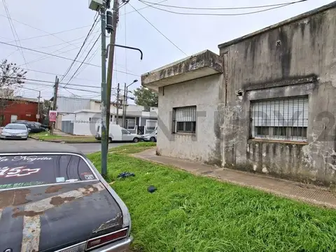Maestra Manuela García 1400, Piso 0