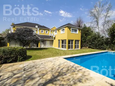Casa en Venta de 4 dormitorios