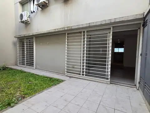 Del Temple 2600, Piso PB