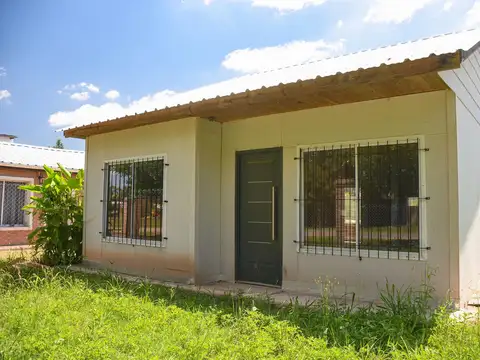 VENDE casa prefabricada a terminar - Los Nogales - Alvarez