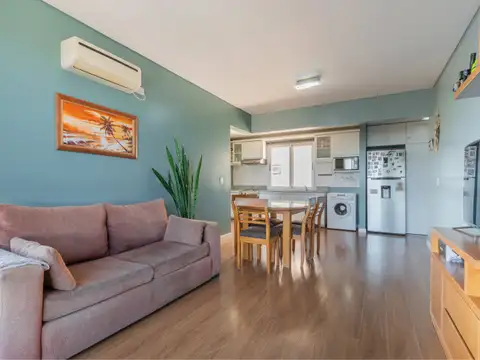 Departamento de dos ambientes, con baulera, y piscina