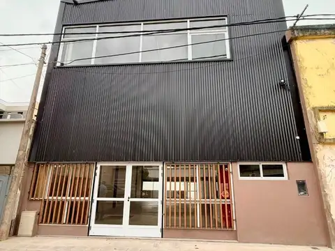 LOCAL COMECIAL/ INDUSTRIAL FINANCIADO