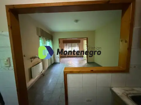Depto Tipo Casa en Alquiler con 1 cocheras
