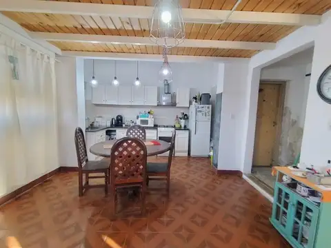 VENTA CASA 4 AMB/LOMAS APTO CRÉDITO/TERRAZA/COCHERA