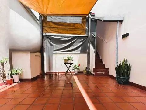 Alfredo Palacios 200, Piso 1