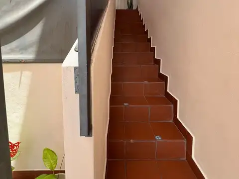 Depto Tipo Casa en Venta en Ramos Mejia Sur, USD 110.000