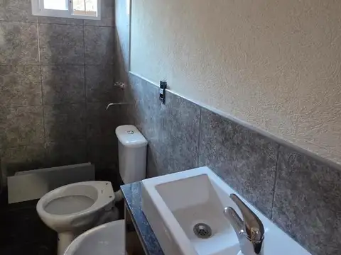 Depto Tipo Casa 3 ambientes con 1 baño