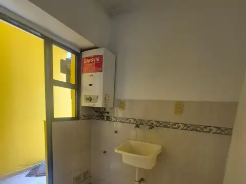 Depto Tipo Casa en Alquiler de 2 dormitorios