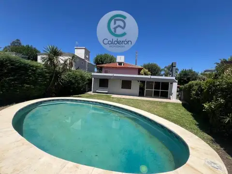 Casa 3 ambientes con 2 baños
