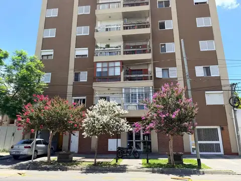 Exc Depto Alq 3 Dor Bcon Gge Av Belgrano , Piso 1°