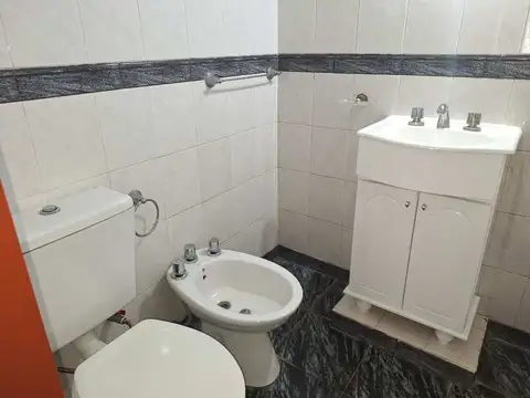 Depto Tipo Casa en Venta de 4 ambientes