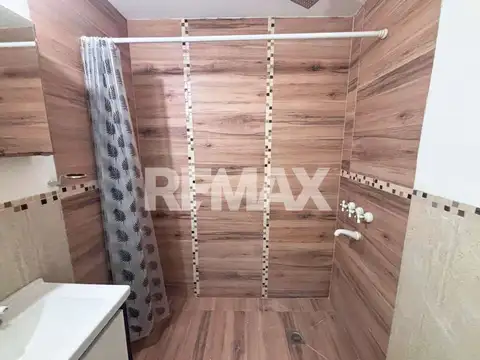 ALQUILER CASA 3 DORM. EN CALLE LINARES - NEUQUEN