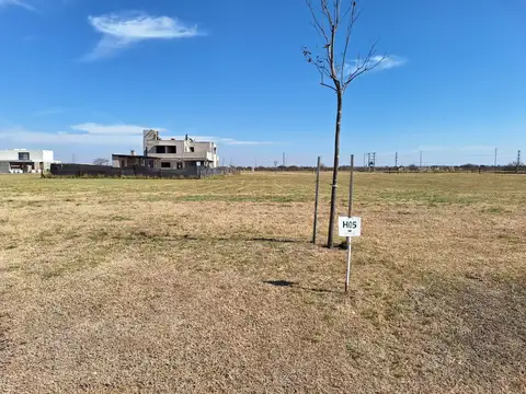 Terreno en Venta 20  mts Frente