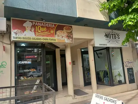 Local en venta en La Plata