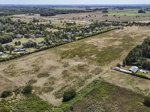 Venta de Campo de 12 hectáreas fraccionable.