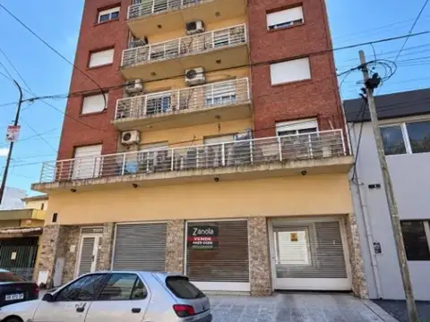 Departamento 2 Ambientes en Moron - Garcia Silva 1300